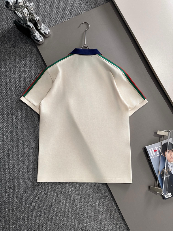 ブランドTシャツ背面デザイン